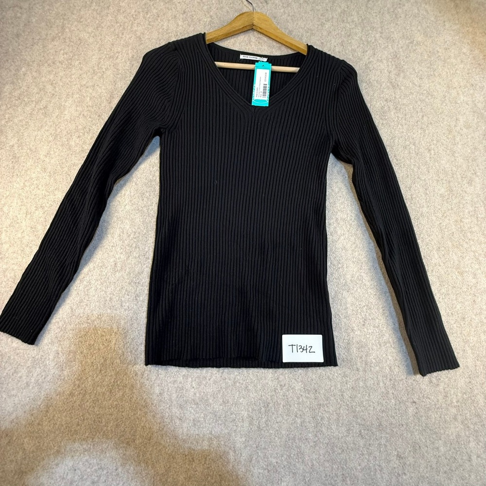 Pink Clover Womens Ribbed V-Neck Sweater Black Long Sleeve Knit Top Size M NEW